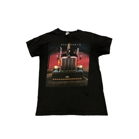 Bad Bunny YHLQMDLG Tee Size Small - Picture 1 of 5